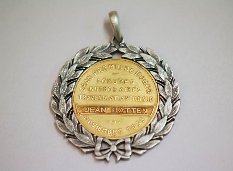 Congratulations and well done for 250 hours flight time with Compass. Thank you for your effort!

(Jean Batten was a New Zealand aviator. The medal was struck in her honour.)